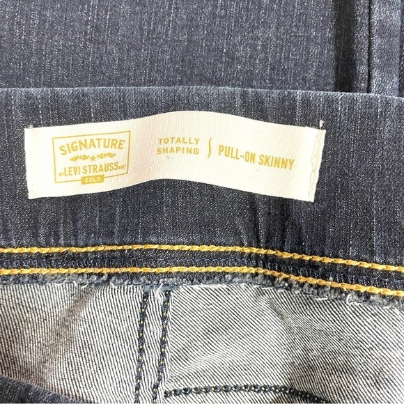 Levi’s signature jeans - Picture 7 of 7